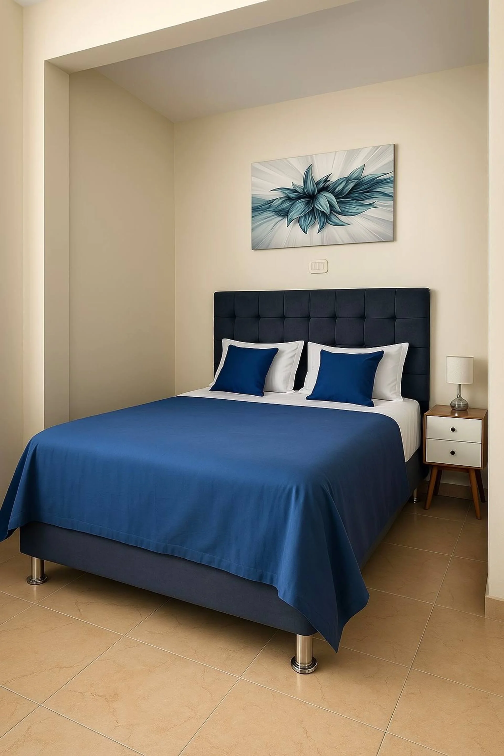 Habitación principal con cama grande